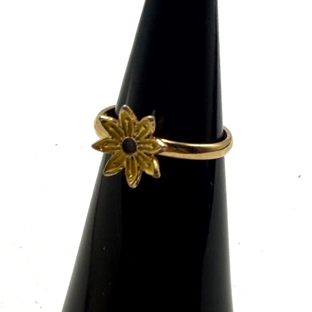 Gold Tone Sunflower Ring Size 4.25 Floral Nature Inspired Band
